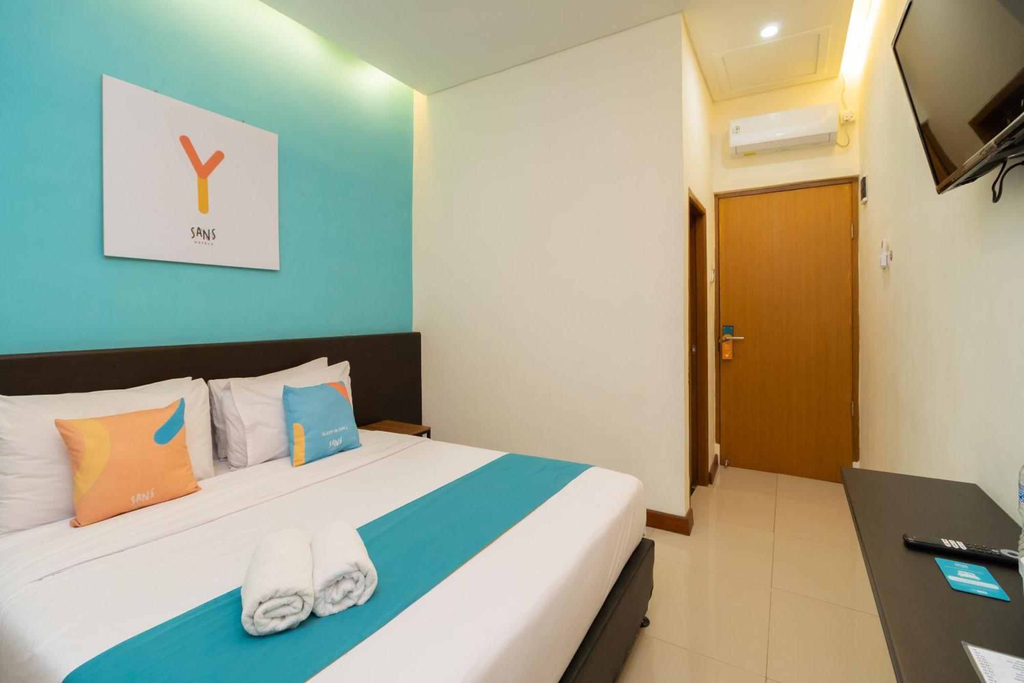 Sans Hotel Suryakencana Bogor Exterior foto